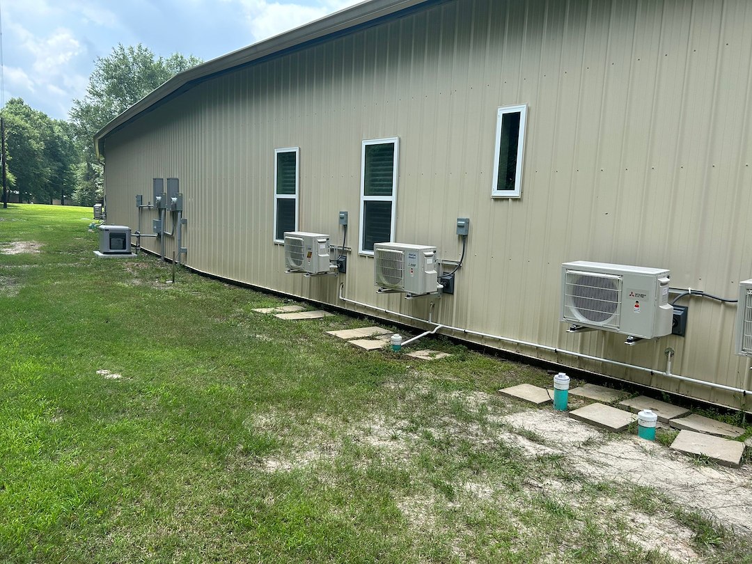 Using all Ductless Mini Splits when building a new Barn dominium 